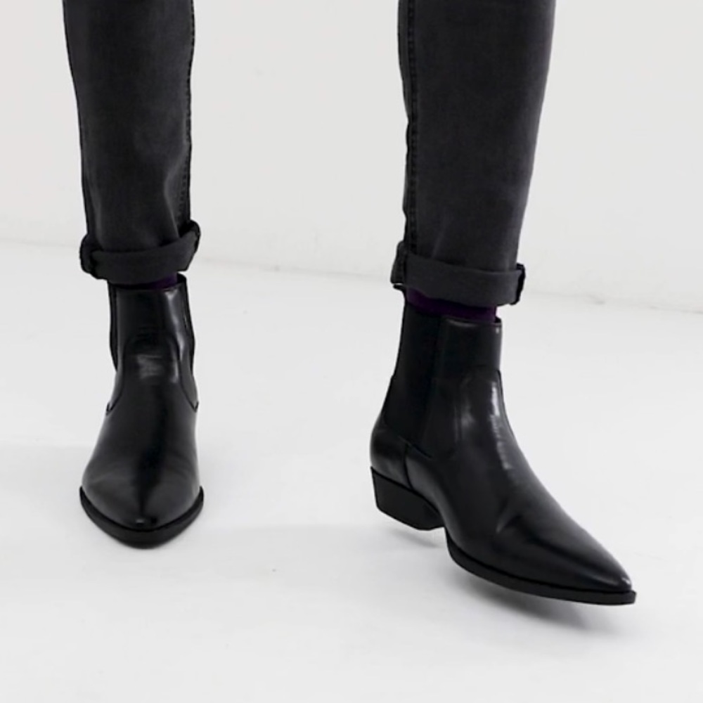 ASOS: stacked heel western chelsea boots